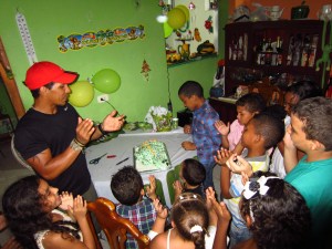 Happy birthday Singing happy birthday